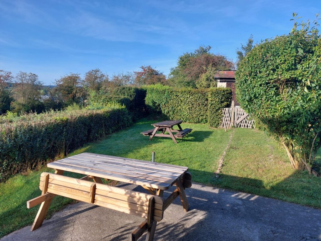 df77fc25 e776 42fb a843 29a5e993eb37